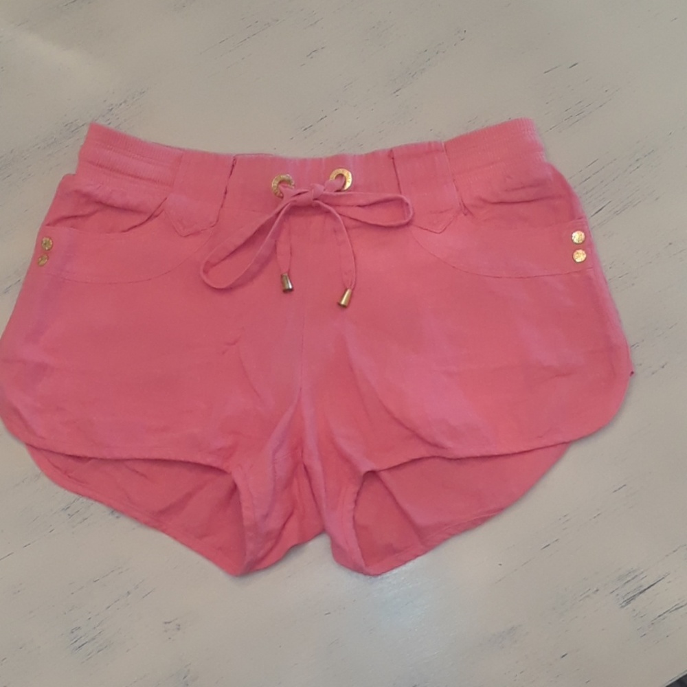 CLOSE OUT 🤩 Love Tree Linen Shorts